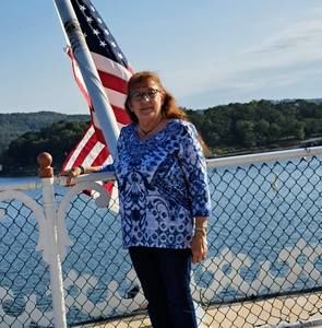 Meet your Posher, Carol